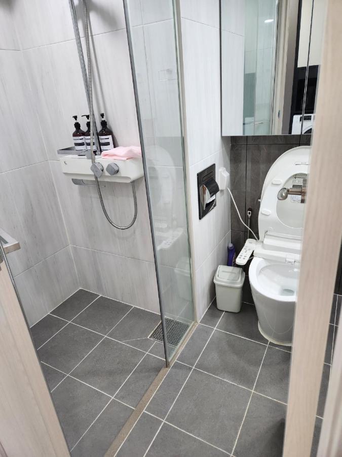 Daegu Star B&B Dsr Hotel Lily Guestroom Buitenkant foto