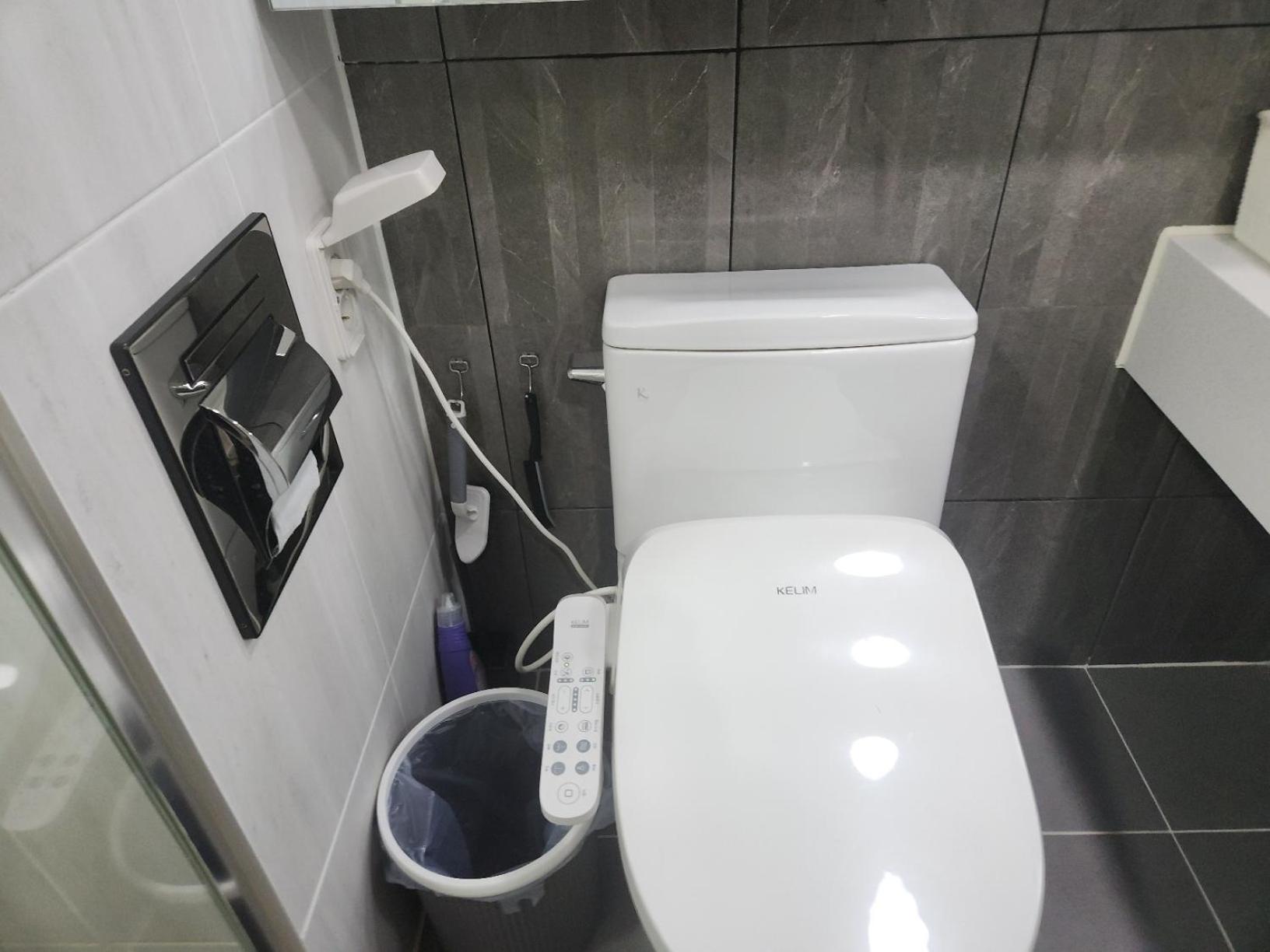 Daegu Star B&B Dsr Hotel Lily Guestroom Buitenkant foto
