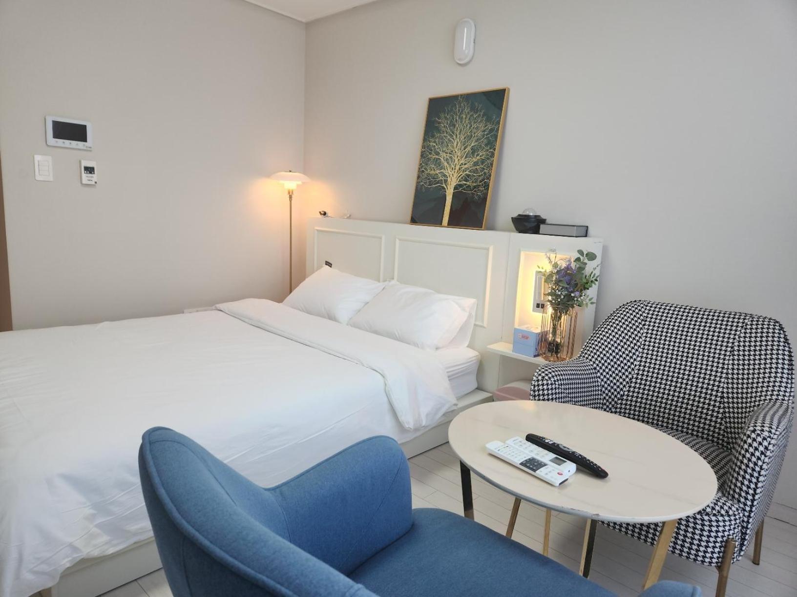 Daegu Star B&B Dsr Hotel Lily Guestroom Buitenkant foto