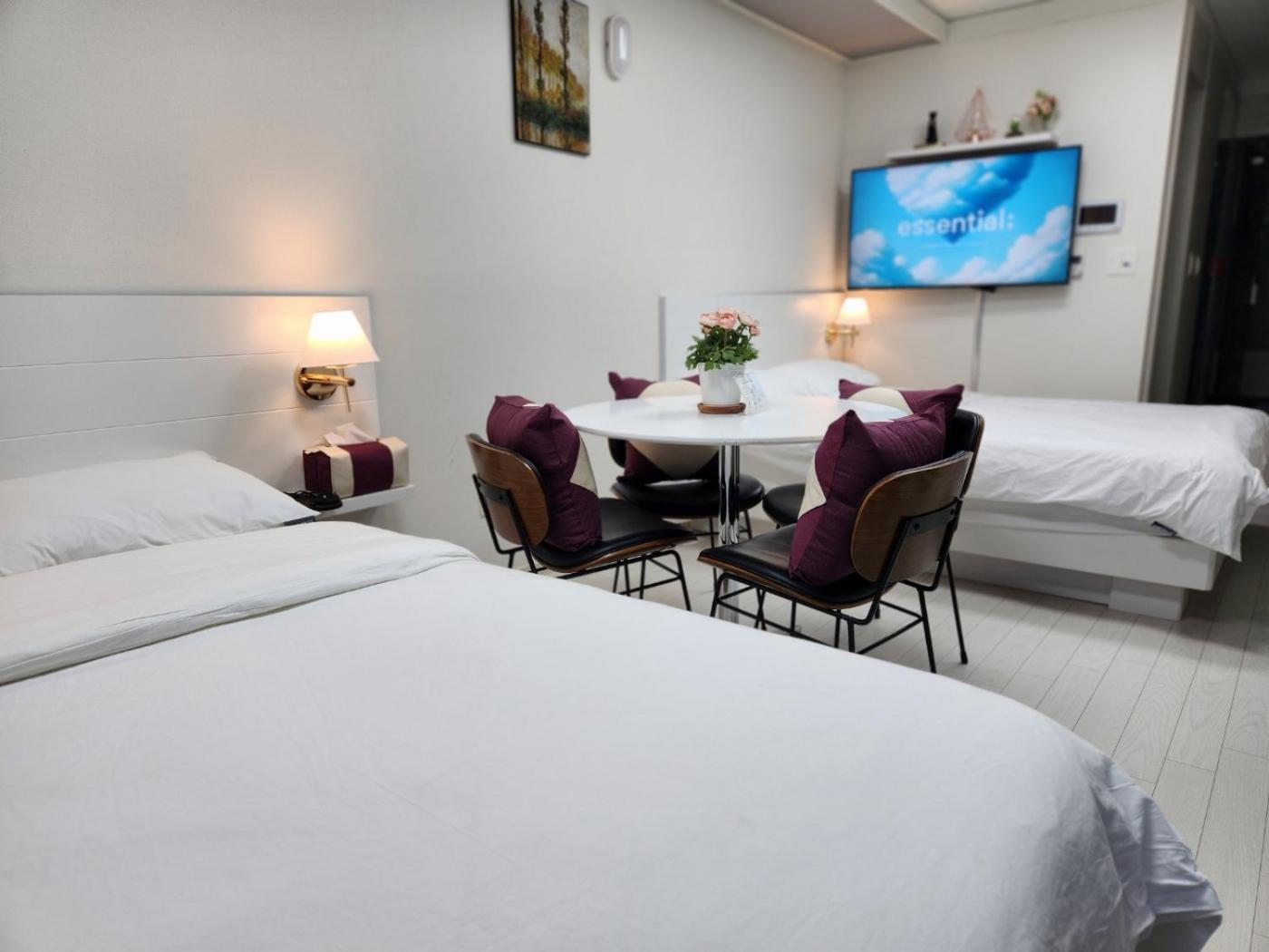 Daegu Star B&B Dsr Hotel Lily Guestroom Buitenkant foto