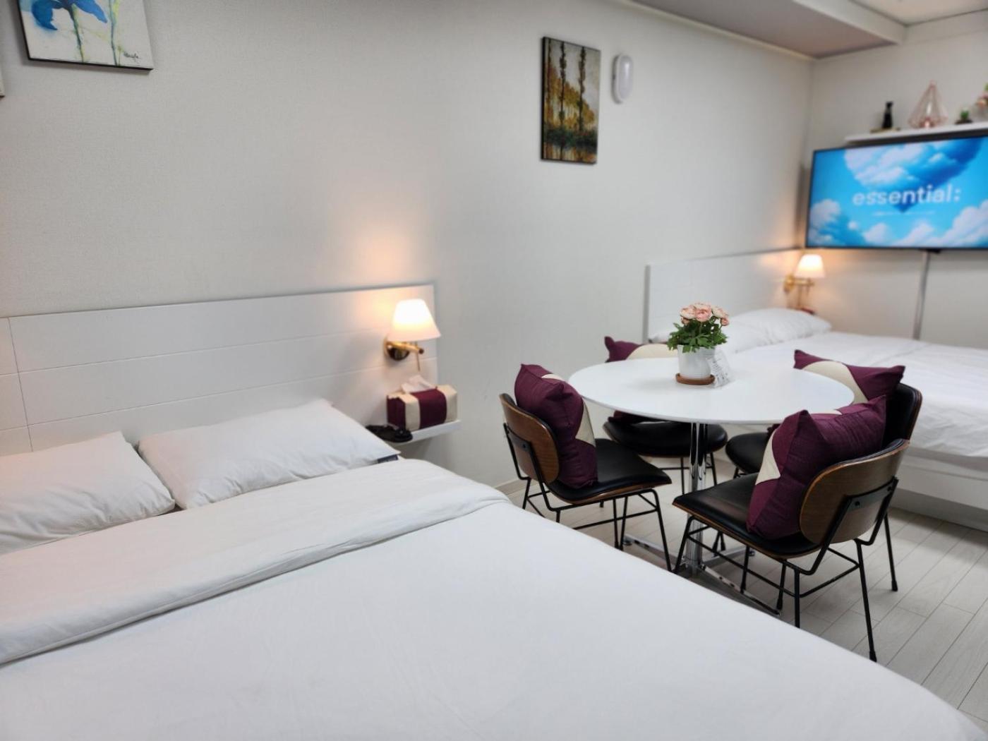 Daegu Star B&B Dsr Hotel Lily Guestroom Buitenkant foto